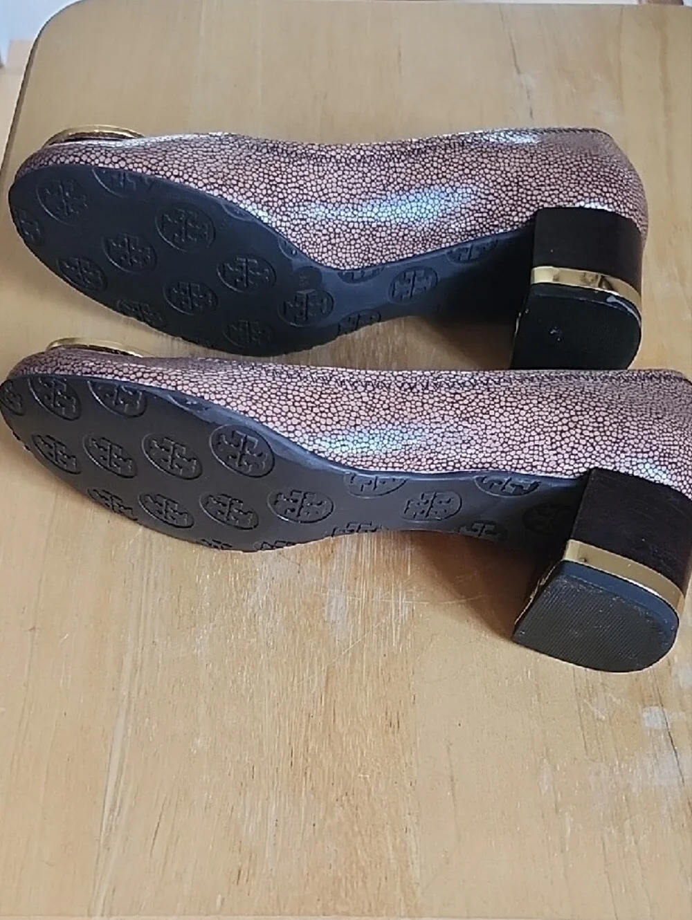 Tory Burch Beige Brown Block Heel Pumps
